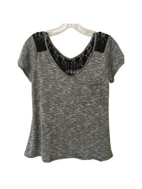 Neon Soul Small Black Lace & Gray, Cap Sleeve Top with Small Front Pocket